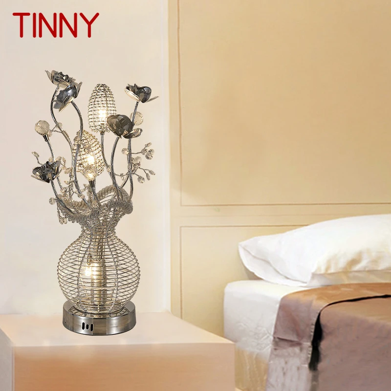 TINNY Nordic Modern Table Lamp Moda Arte Iiving Room Quarto LED Originalidade Fio de Alumínio Luz de Mesa