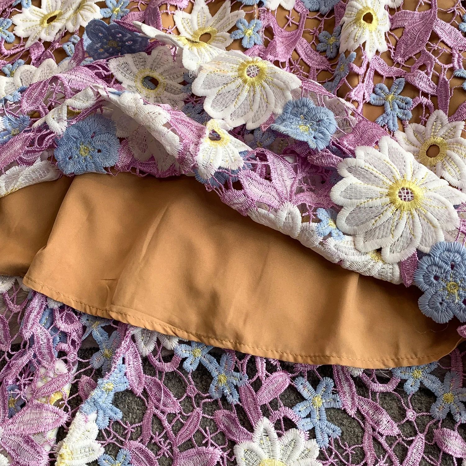 أنيقة خمر الدانتيل الأزهار Ruched الجوف خارج أنيقة الجنية الكورية أزياء بوهو فستان الشمس النساء الملابس فستان طويل