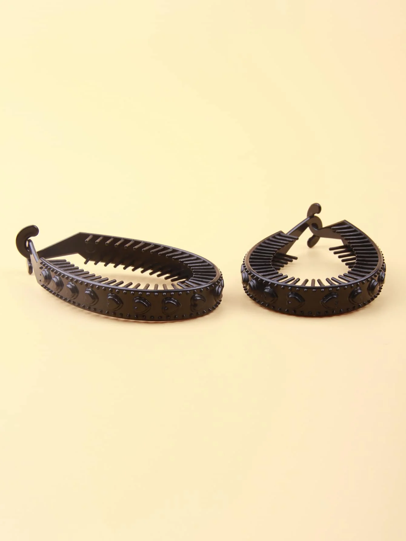 

2pcs Heart Decor Banana Clip Casual, Banana Clip Valentine's Day Valentines Hair Clips Claw Clips Hair Claws Hair Barrettes, School Stuff, Hair Accessories, Head Accessories, Hair Accessories For Women, Hairpin