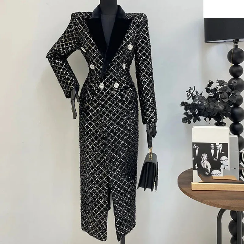 Black Sequined Thickened Women's Cotton Jacket 2025 New Winter Warm Elegant Fashionable Lapel High Quality Women Warm Coat H663
