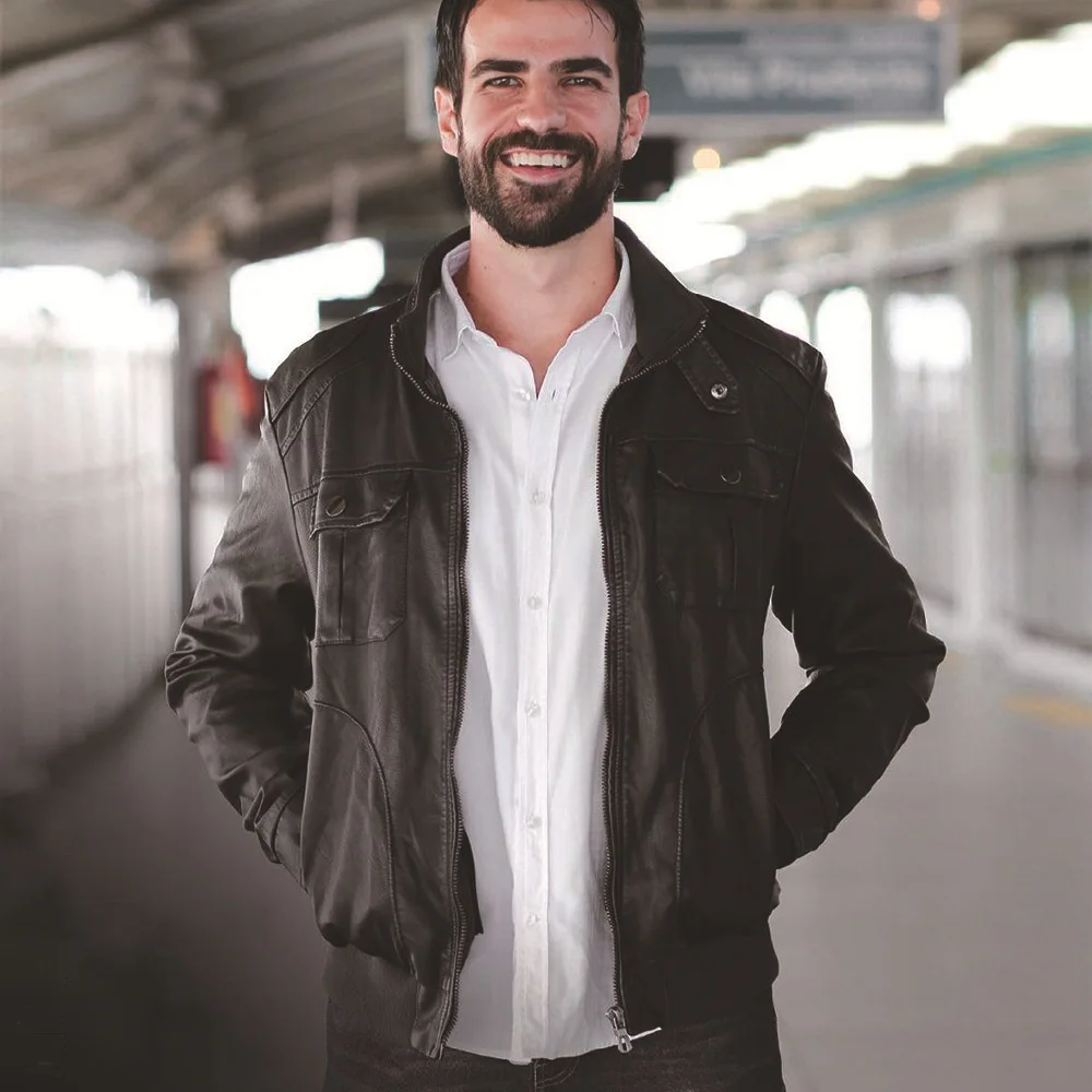 

Hooded Quality Leather Jacket Men Outdoor Windproof Coats Men Classic Stand Collar Fleece Windbreaker Leather Motorcycle Coats