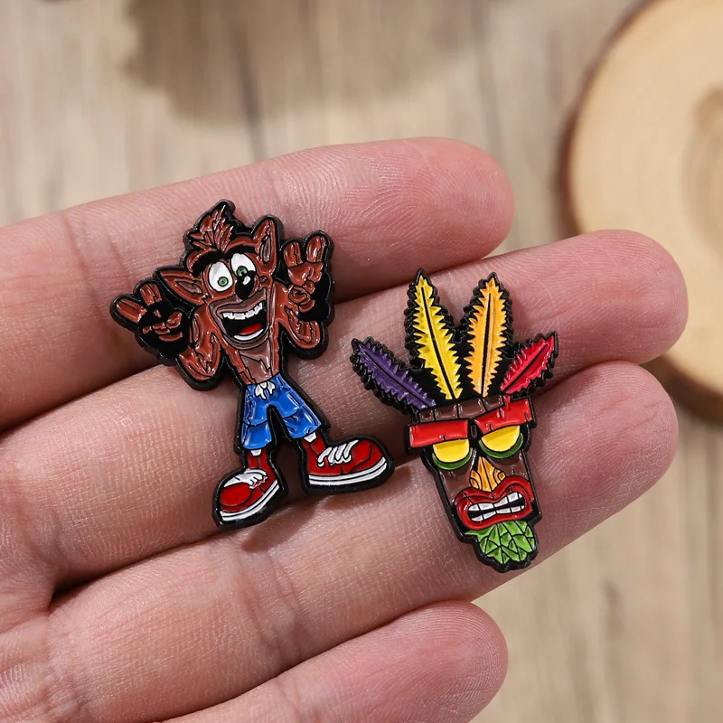 Game Crash Bandicoot Brooch Power Armor Figure Cosplay Enamel Pins Accessories Women Men Backpack Bag Button Friend Gift