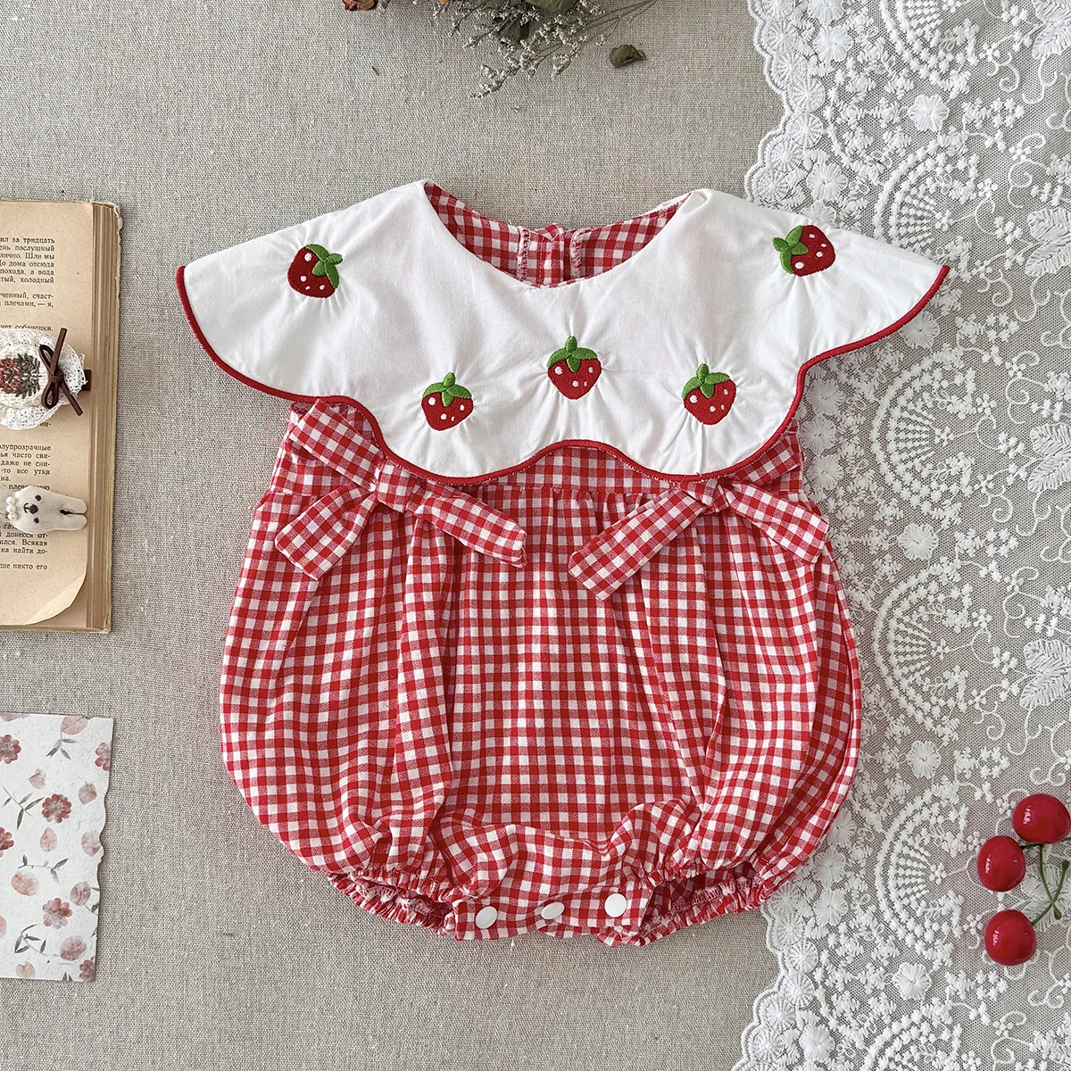 Summer Baby Girl Clothes Newborn Strawberry Pattern Romper Baby Girl Cute Triangle Suit Princess Onesie Romper 0-18M
