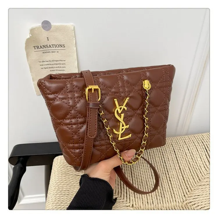 

2026 New Vintage Women's Crossbody Bag Light Luxury High-end Large Capacity Minimalist Unique Underarm Shoulder Bag