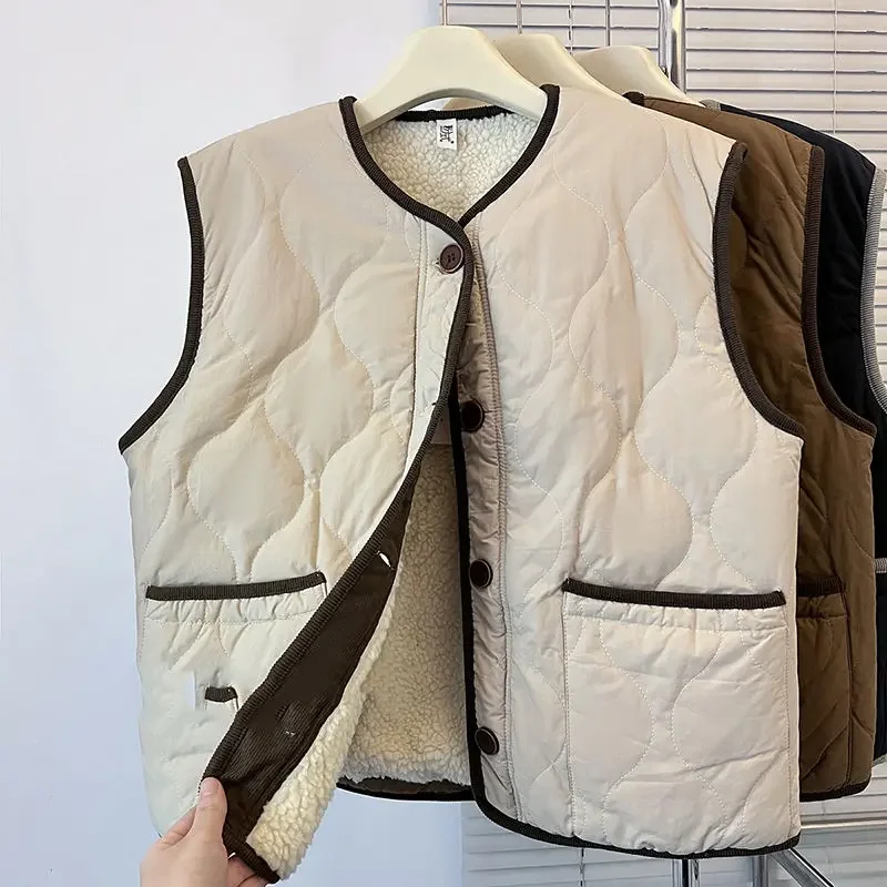 

Short Half Waistcoat Woman Lightweight Padded Warm Winter Clothing Lamb Plush Vest for Women Autumn Demi-season New Outerwear