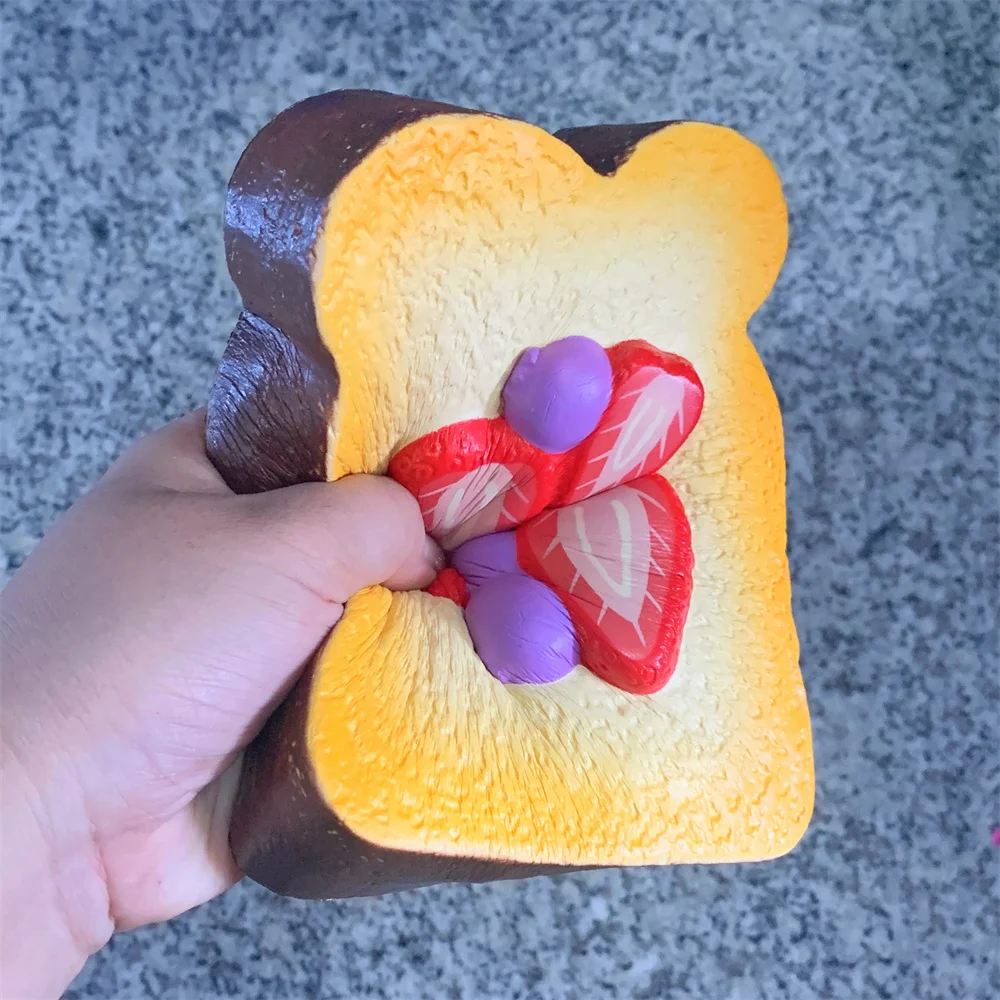 

1pc Cute Thick Cut Sticky Toast Slices Fake Bread Strawberry Cake Understanding Teaching Props Gift Slow Rebound Toys Play
