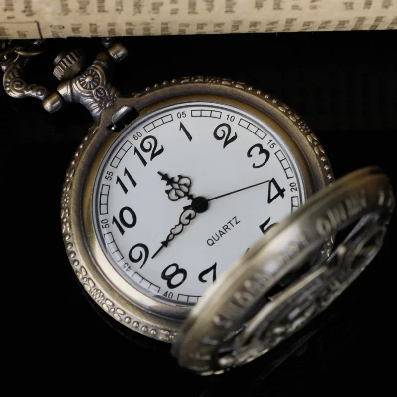 إكسسوار سيف Steampunk Charm - ساعة قلادة كلاسيكية مجوفة فريدة من نوعها للجنسين