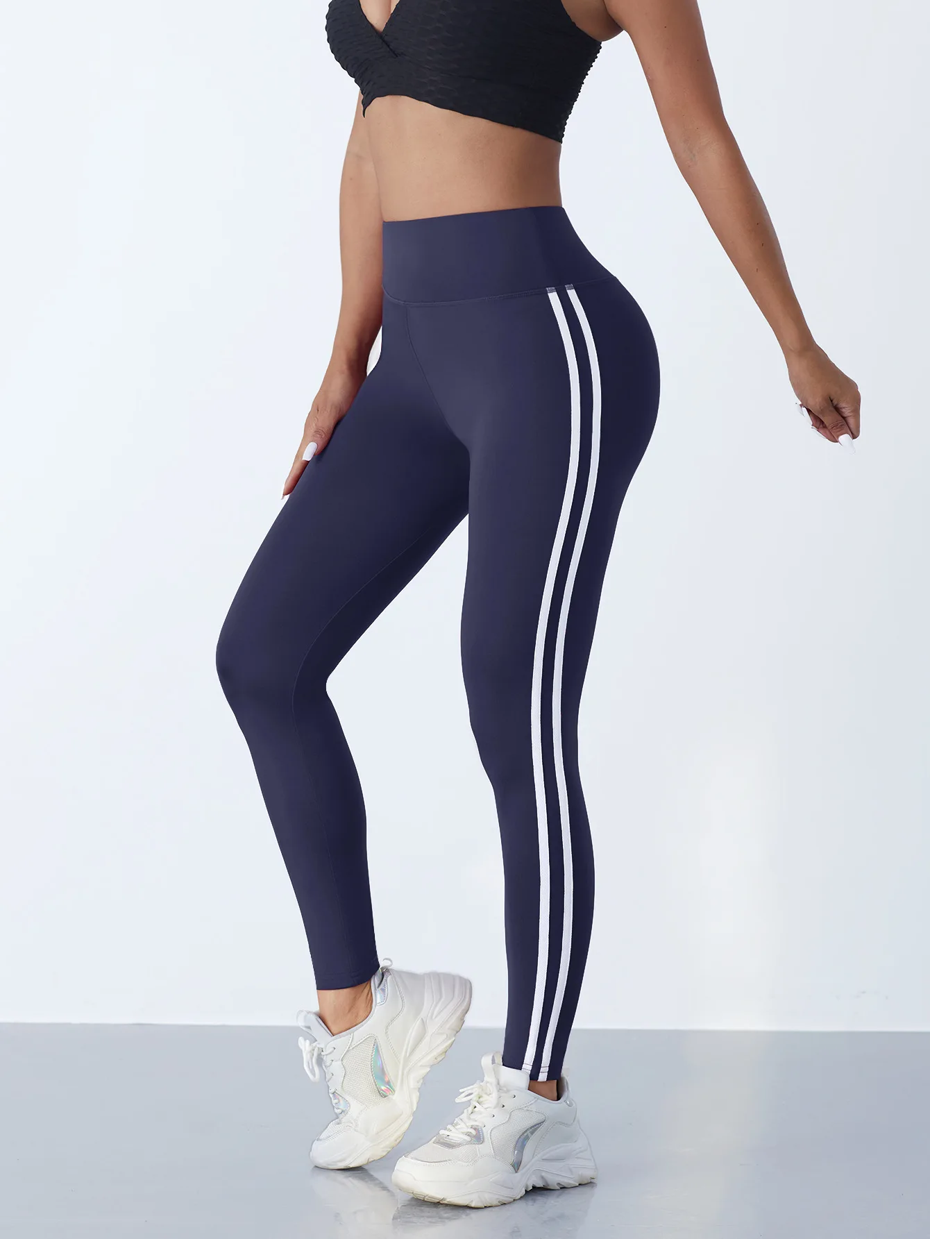 Einfache Yoga-Leggings mit Seitenstreifen für Frauen, Bauchkontrolle, schlanke Sport-Freizeitstrumpfhose, Gym-Leggings – Detail 2