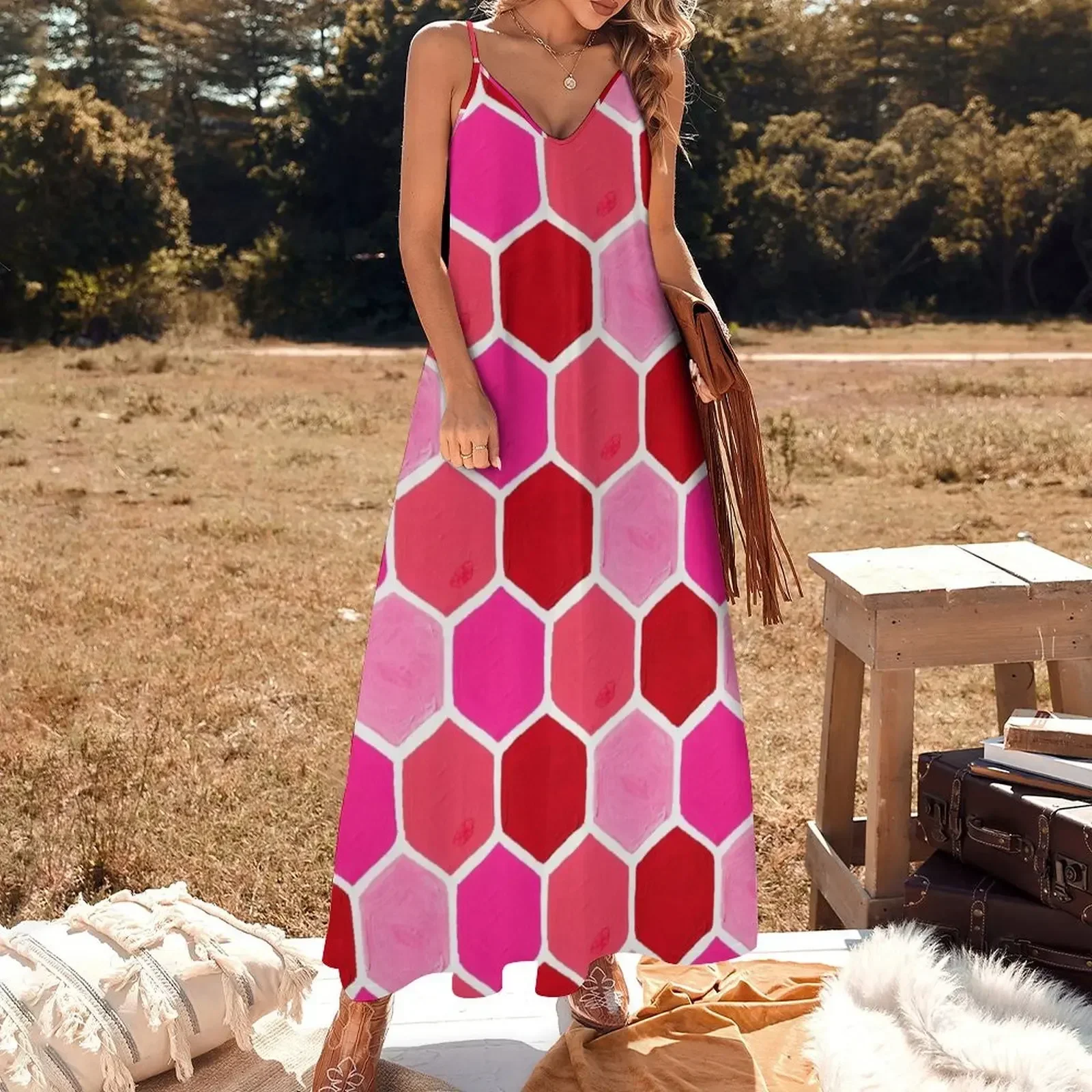 Hexagon Honeycomb Pattern – Valentine Palette Sleeveless Dress Casual dresses Dress