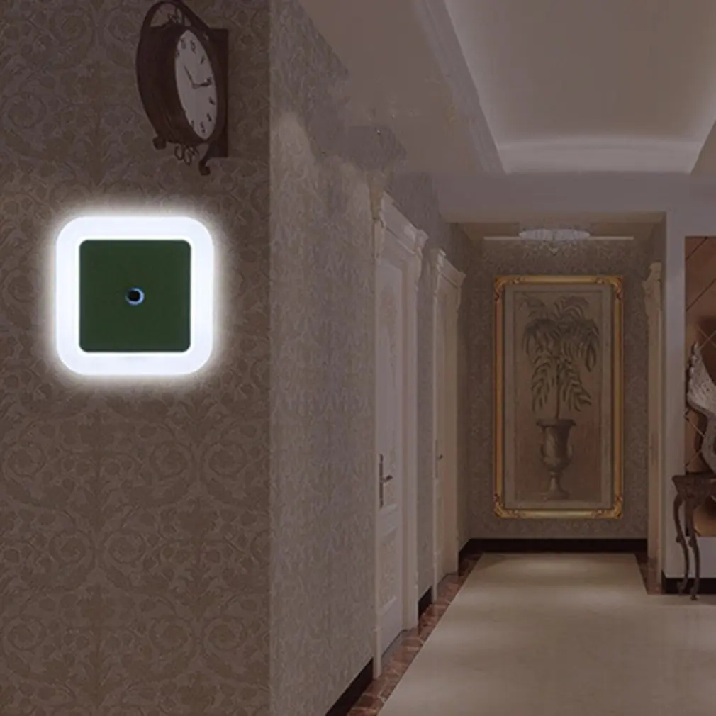 Lampada a induzione a LED intelligente lampada da parete di forma quadrata luce notturna interruttore automatico sensore di luce camera da letto forniture per la casa