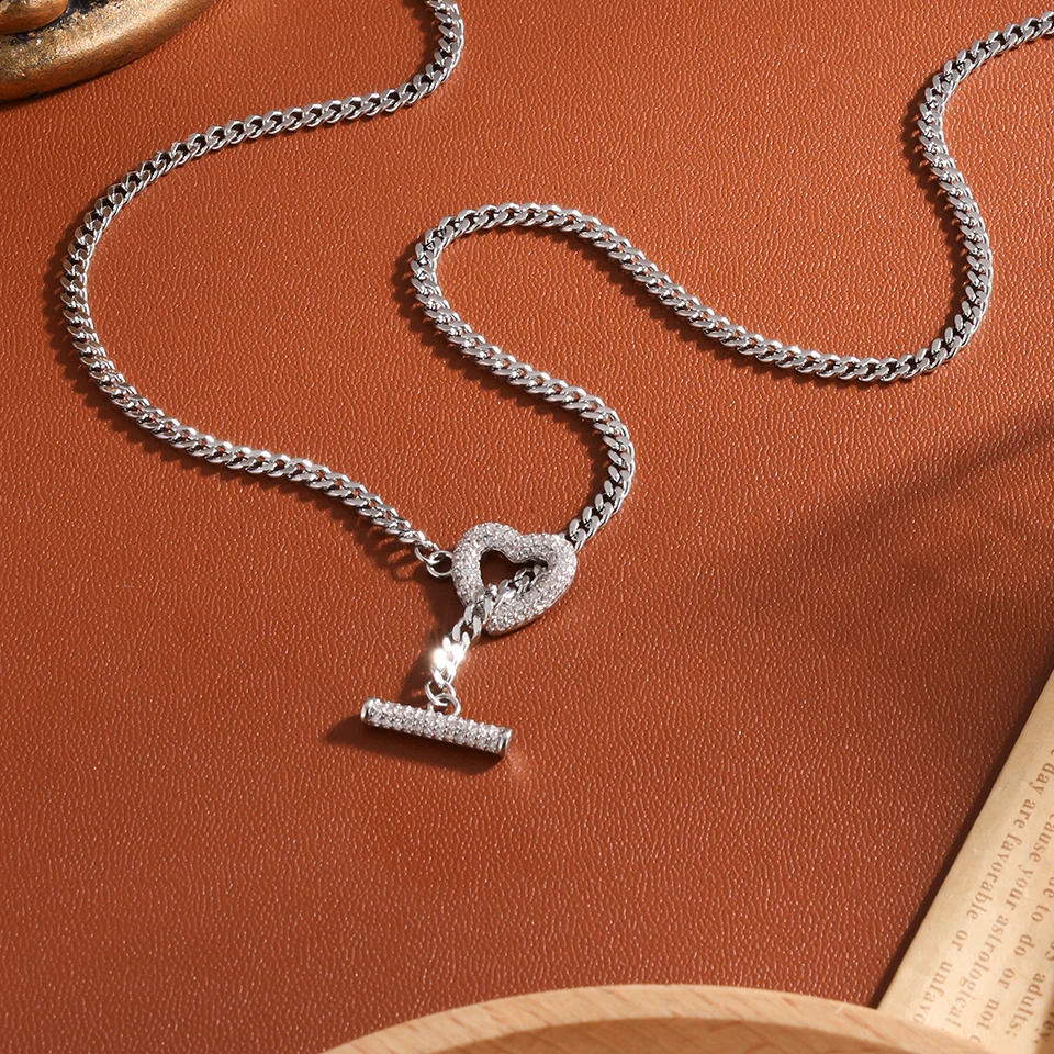 قلادة رومانسية حلوة من الزركون مناسبة للنساء للذهاب إلى الحفلات ومجوهرات عصرية للولائم