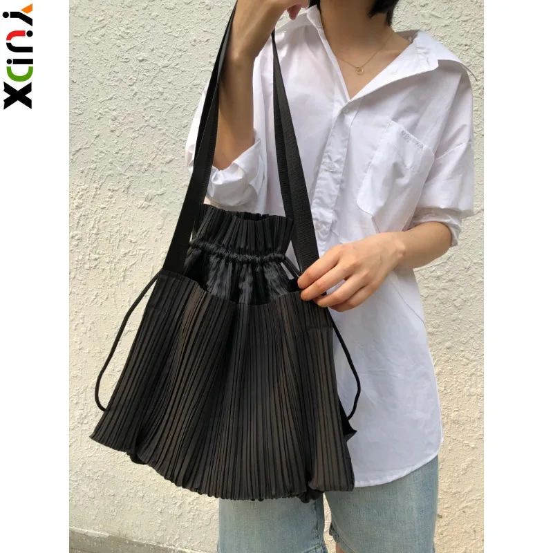 YUDX Miyake Pleated Travel Bag Korean 2023 Fashion Shoulder Bags Designer Handbag Tote Bags for Women 2023 Fall New