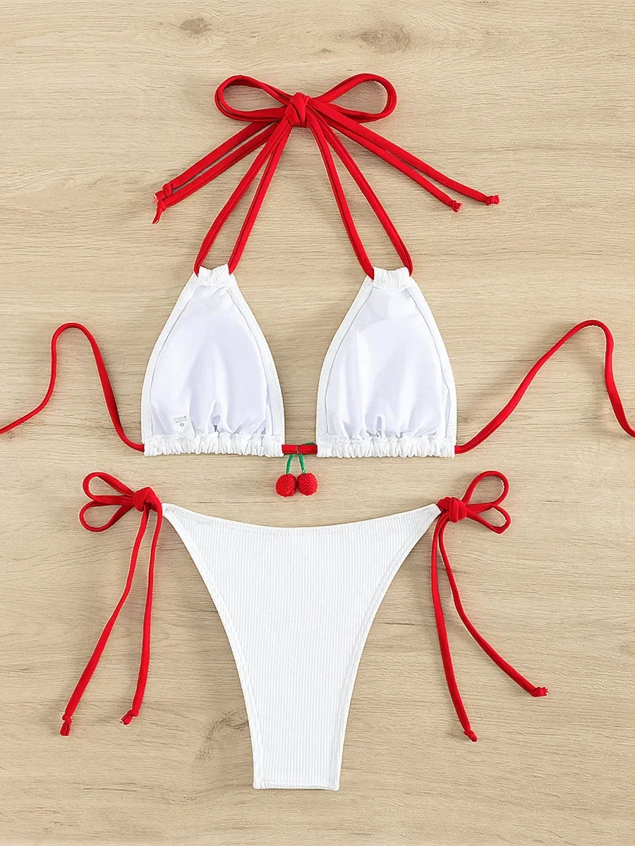 2024 Erdbeer Designer Bikini Frauen sexy weißen Kontrast Push-up Mikro Badeanzug brasilia nischen Verband Badeanzug Tanga Bade bekleidung