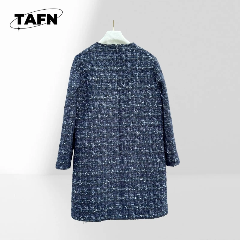 Women's Relaxed Fit Long Sleeve Overcoat Simple Design Trench Jacket with Buttons Fashion Lapel Coat for Everyday Wear AK2137