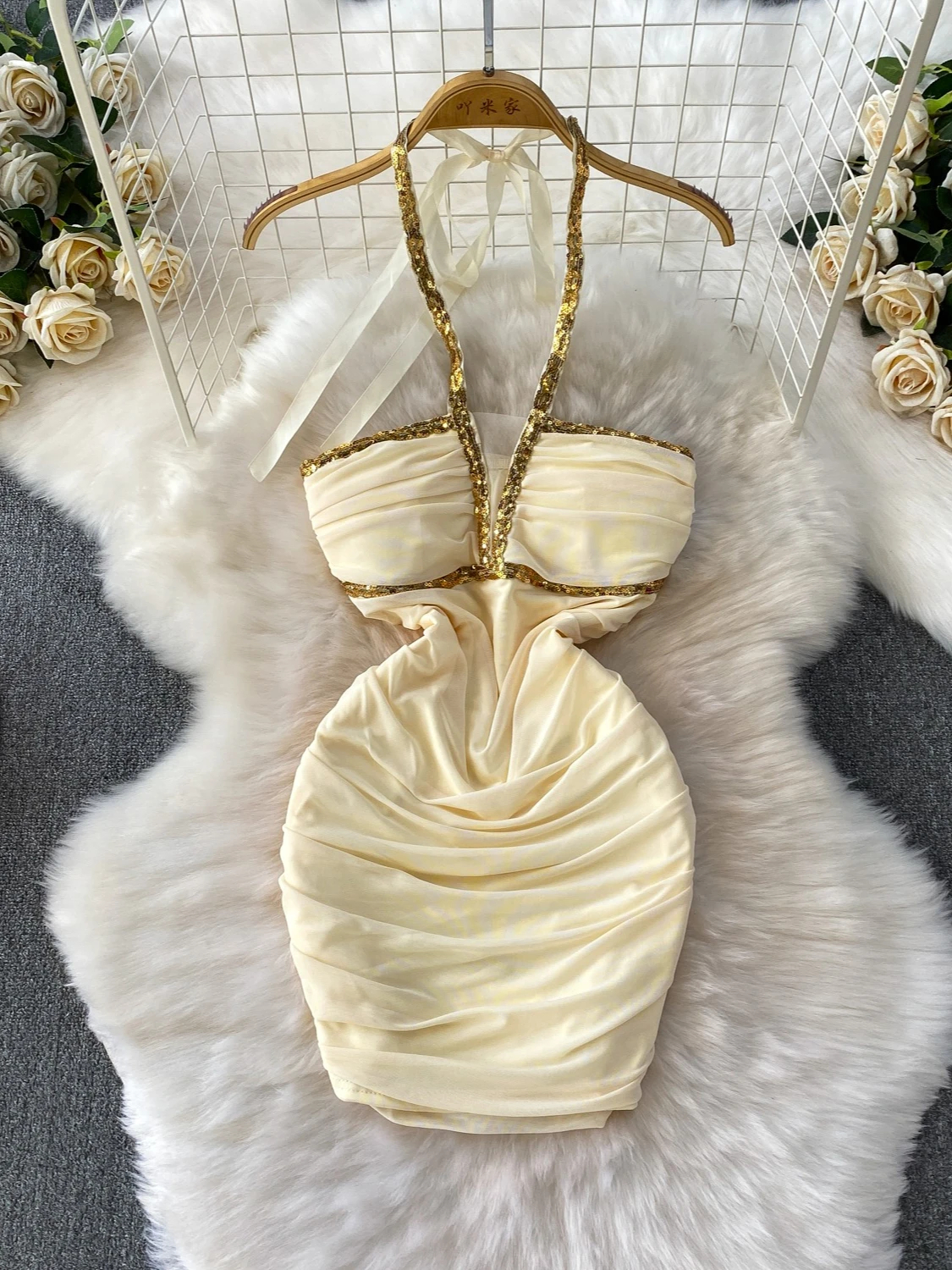 Foamlina New Summer Women Sequins Patchwork Mini Bodycon Dress Sexy Halter Neck Sleeveless Backless Slim Ruched Mesh Party Dress