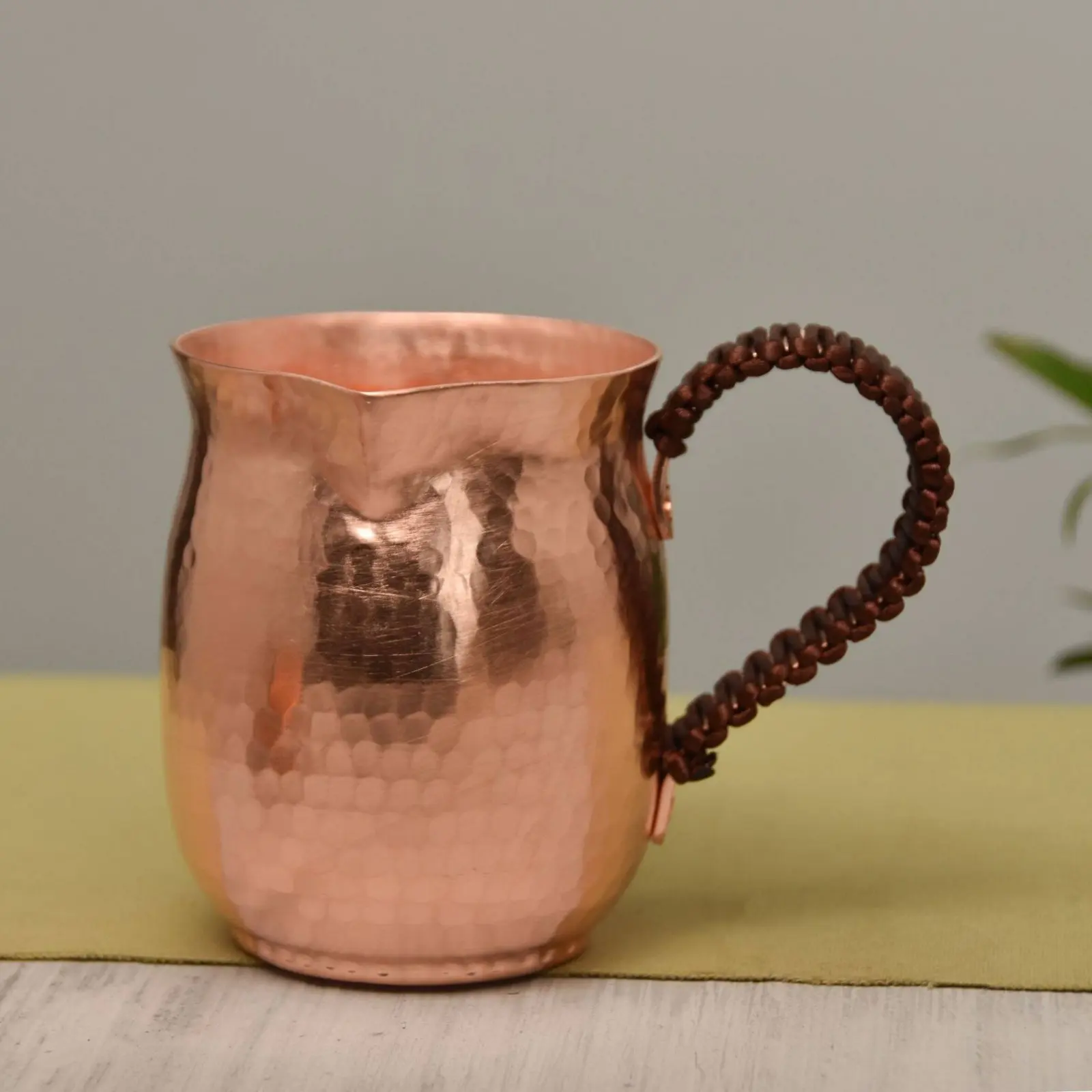 

Solid Copper Cha Hai Vintage Design Teaware Serving Pitcher Multi-Functional Drinkware Anti-Scald Handle