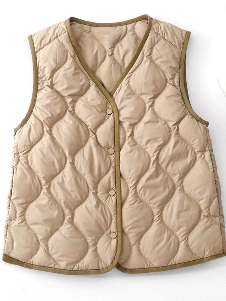 Slim Fit Cotton Vest Women's Casual Lightweight V-Neck Sleeveless Inner Wear Thermal Top New Arrival Winter Style Commute