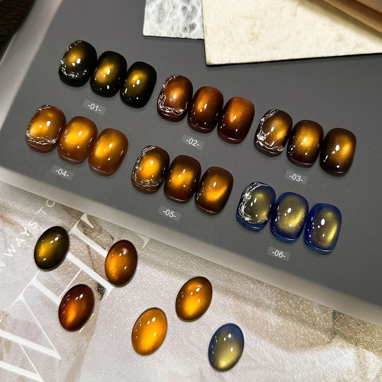 10 مللي 1 قطعة الذهب بني فاتح القط العين هلام مسمار البولندية عيد الميلاد الأظافر مبيعا سوبر فلاش الزجاج حبة الذهب الأظافر الأظافر السوداء #1