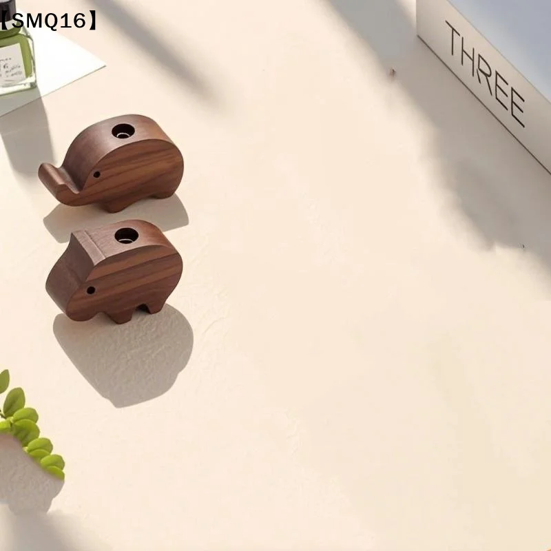 Cute Handmad Wooden ElephantEssential Oil Diffuser Home Perfume Diffuser Expander Beech Wood Reed Diffuser Bottle【SMQ】