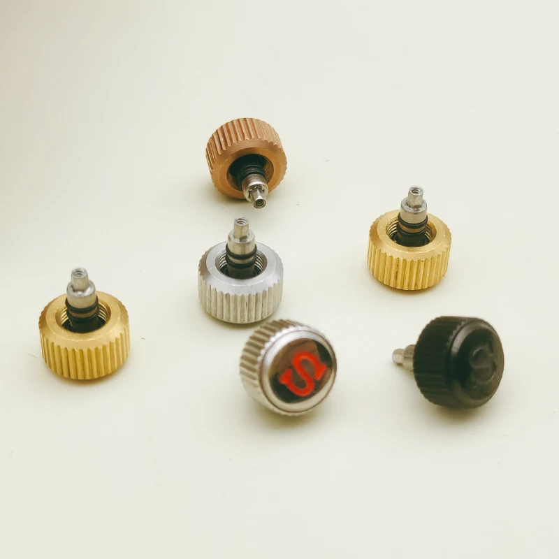 เคสใส่นาฬิกา Seiko SKX007 SRPD สลักลายสัญลักษณ์สีแดงสำหรับการเคลื่อนไหวของ nh36 nh35ประกอบด้วยก้านท่อรูปมงกุฎ