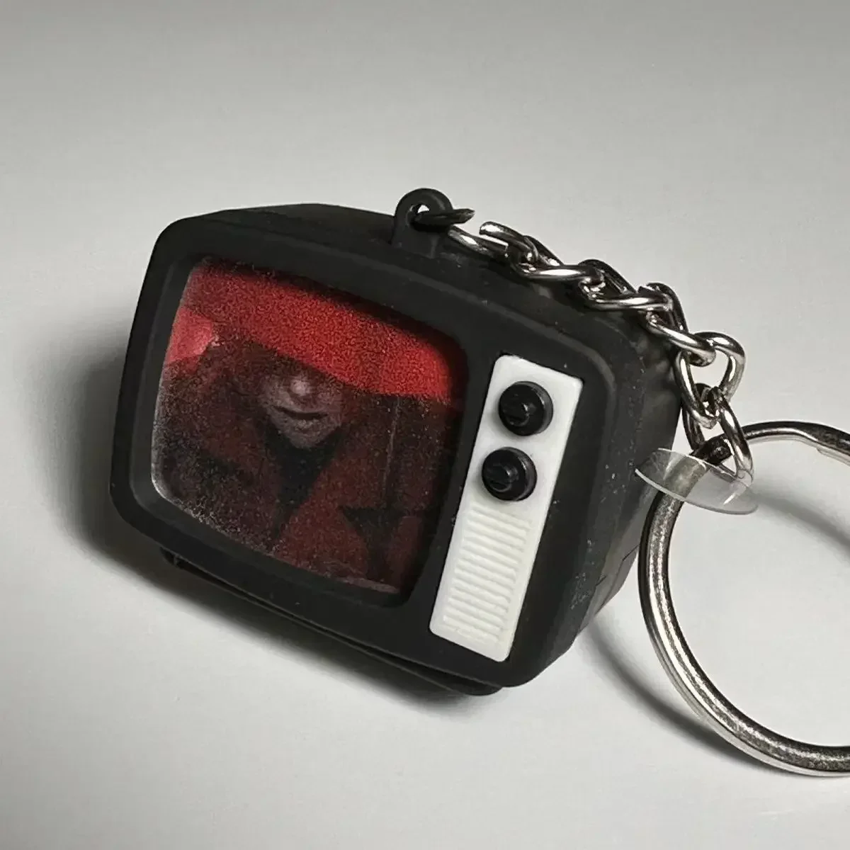 New 2024 Homicipher mini TV keychain show keychain Pendant  Mr. Crawling/ Mr Scarletella real simulation toy TV luggage jewelry