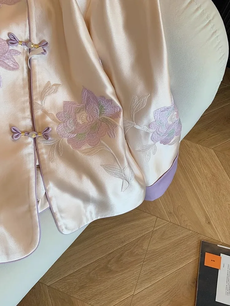 Ele rond Ne Satin brodé Floral Jaet coupe ample femmes Sle chinois traditionnel Faion vêtements d'extérieur pour l'automne