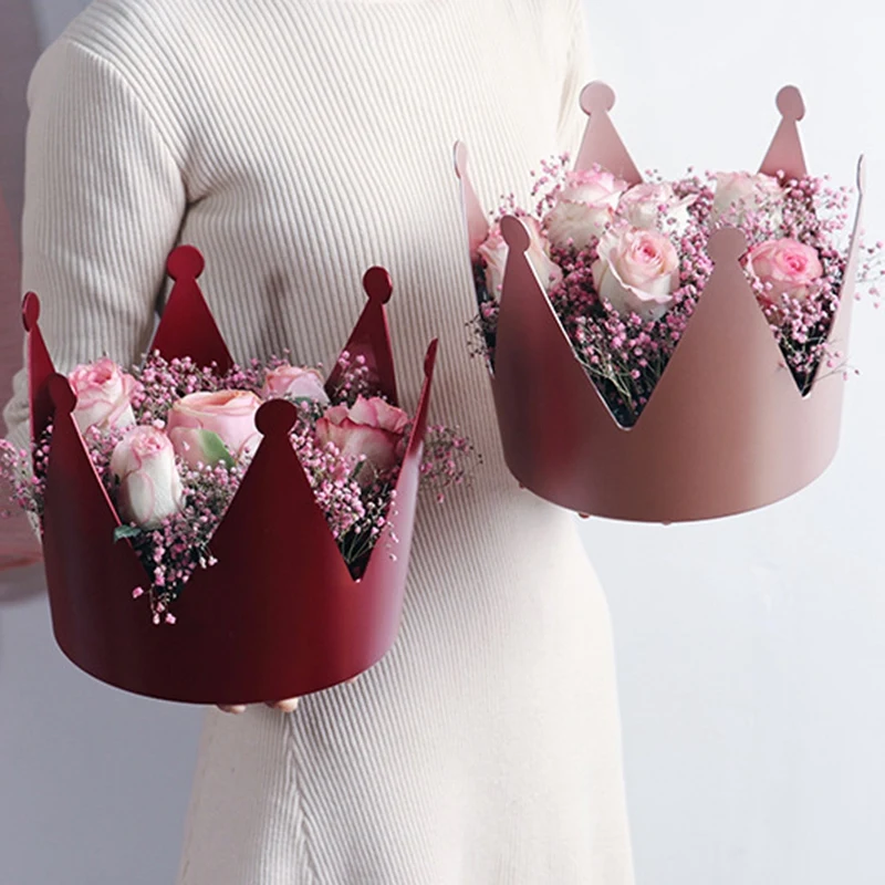 

Gift boxCrown Waterproof Valentine's Day Rose Box Bouquet Box Boquet Holder Art Gift Box Birthday-C