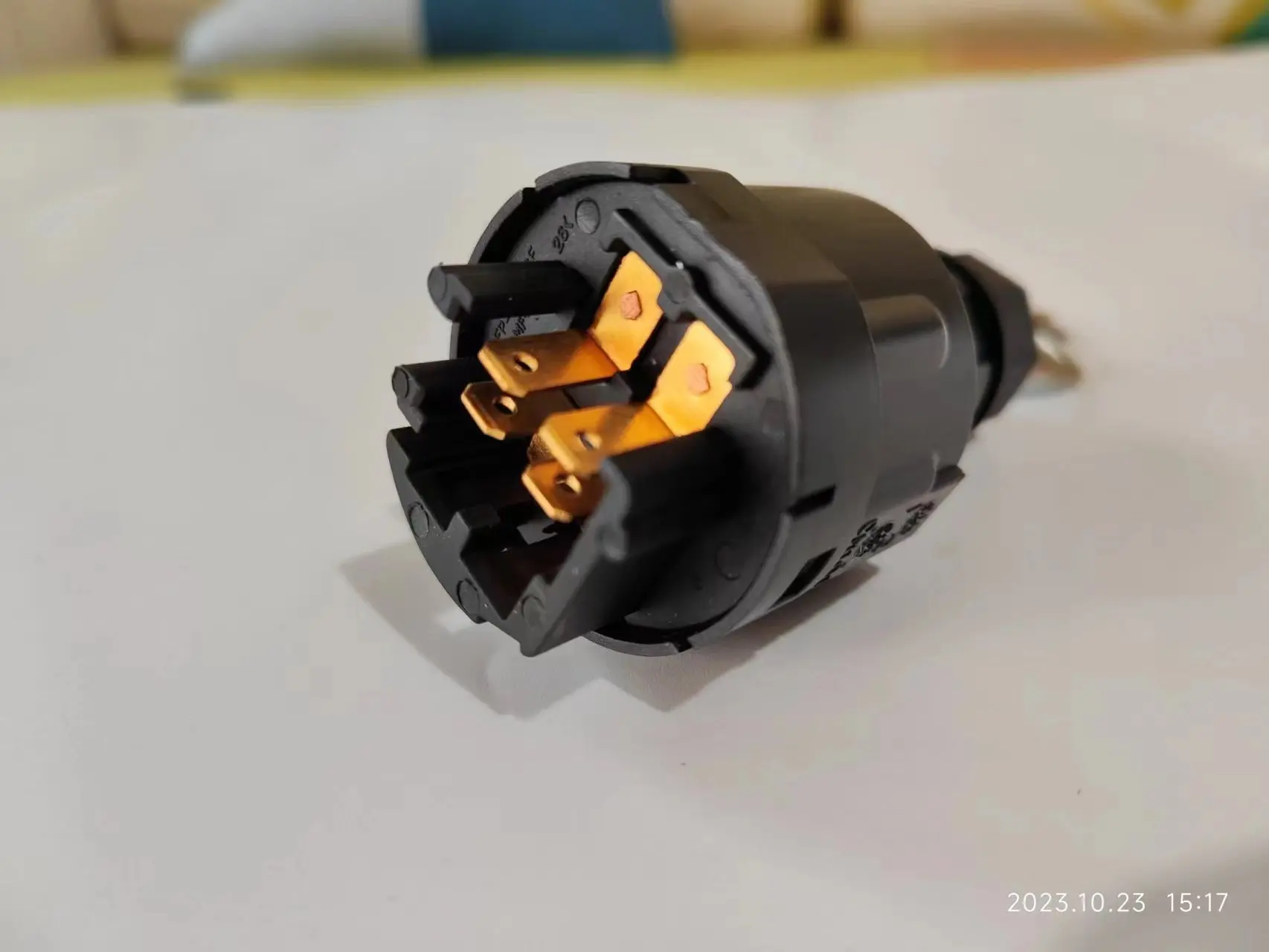 4 Pin 57590-23333-71 Ignition Switch /key Switch With 2 Keys For TOYOTA Forklift 7FD/7FB20/7FB30.