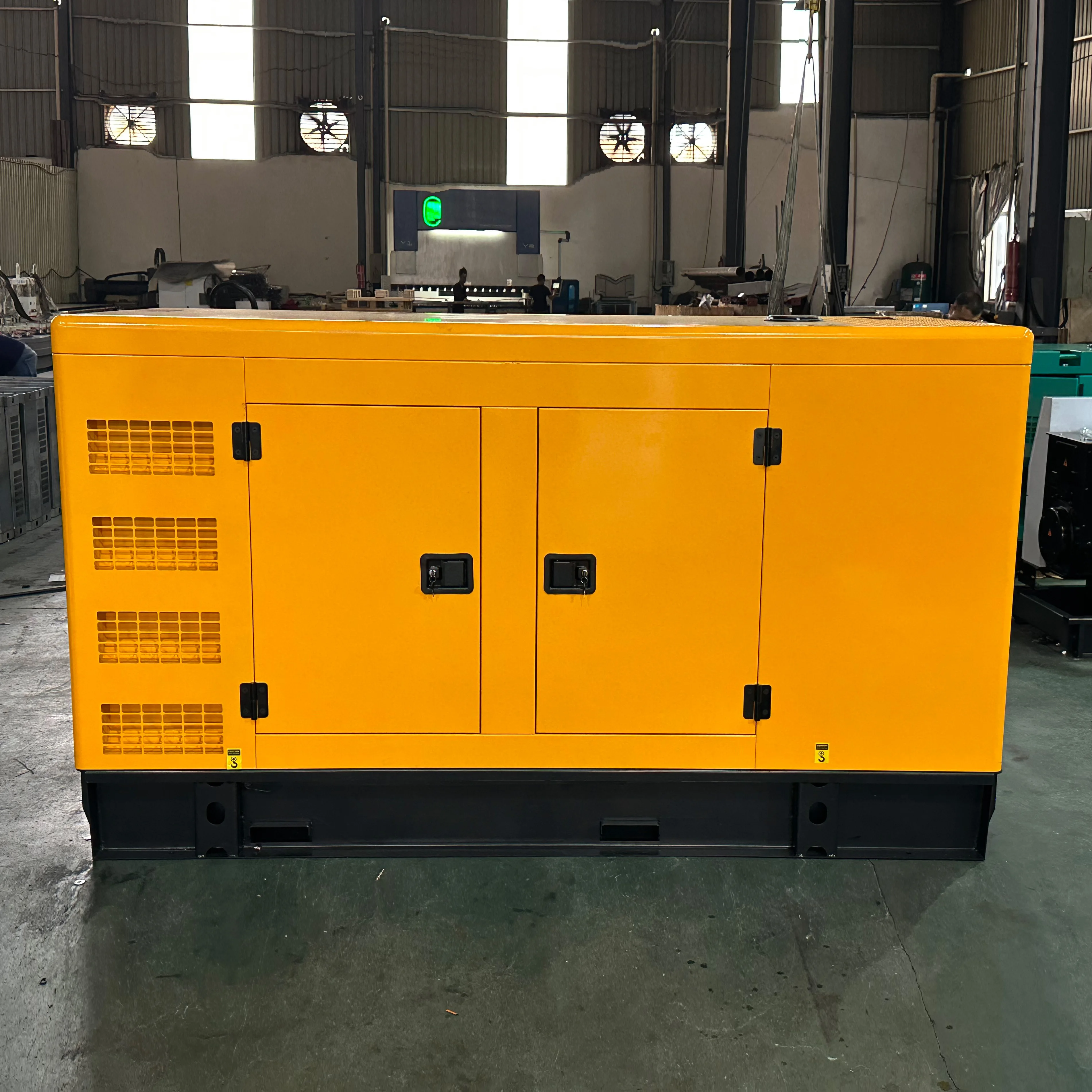 20kw 30kw 50kw Silent Diesel Generator Set 3 Phase Portable Water Cooled Silent Genset For Industrial Use