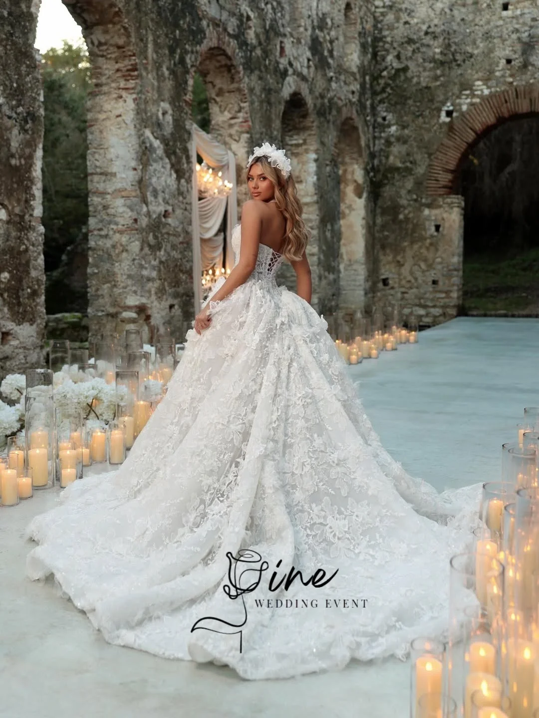 Oine Luxury 3d Flowers Beaded Wedding Dresses Deep V Neck Puffy A-line Bridal Gown Customized Sweep Train Vestidos De Novia