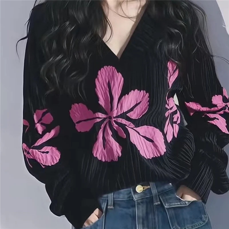 Printemps automne tricots pull femmes 2025 nouvelle mode ample décontracté fleur impression hauts col en v chemise noire femme