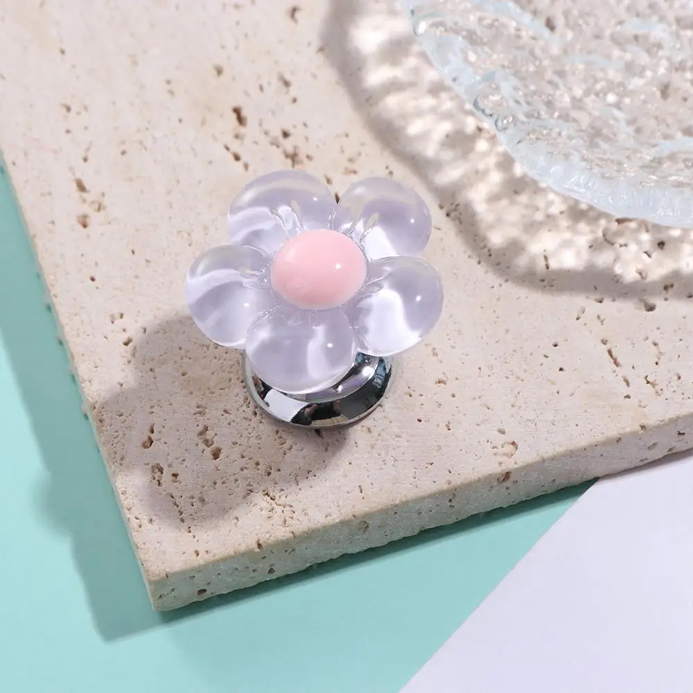 Self-Adhesive Toilet Tank Button Nail Protector Flower Shape Toilet Presser Resin Labor-saving Water Press Flush Button