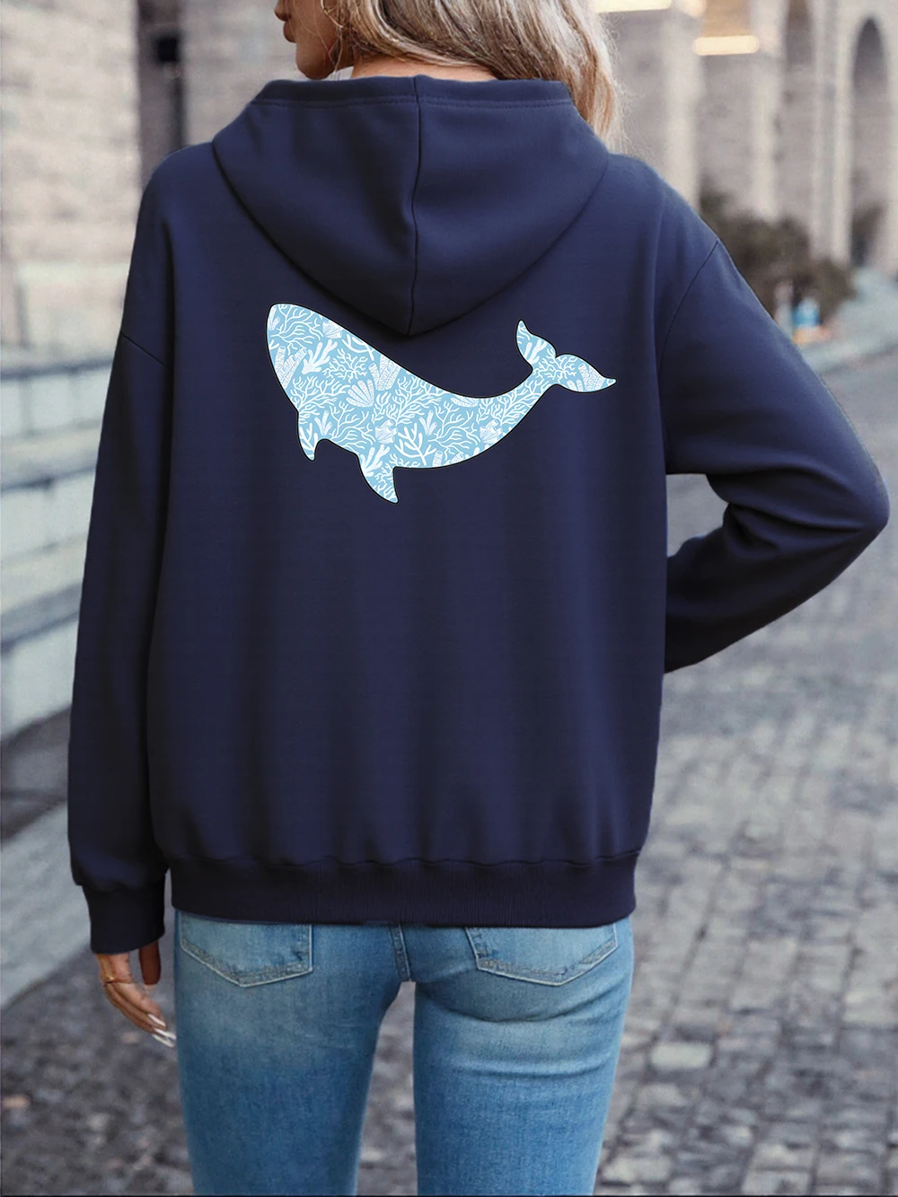 سويت شيرت نسائي بقلنسوة من القطن بتصميم الحوت المستوحى من المحيط مثالي للخريف والشتاء للنزهات اليومية وعشاق الطبيعة #3