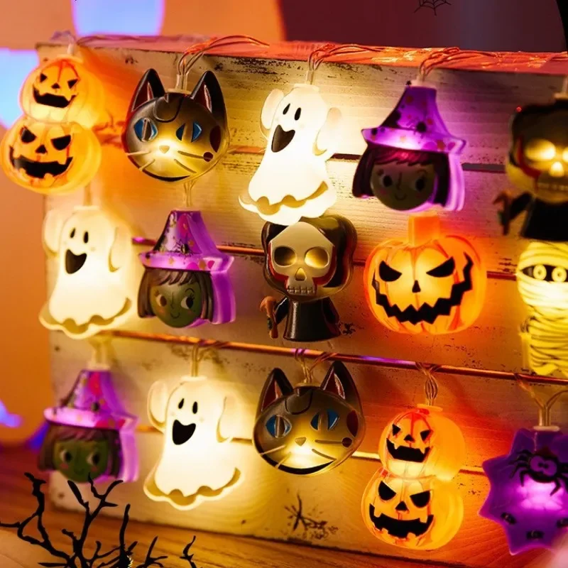 Halloween LED String Lights With Ghost Witch Cat Pumpkin Spider Web Skeleton Mummy Pirate Shape Indoor Decoration Night Light