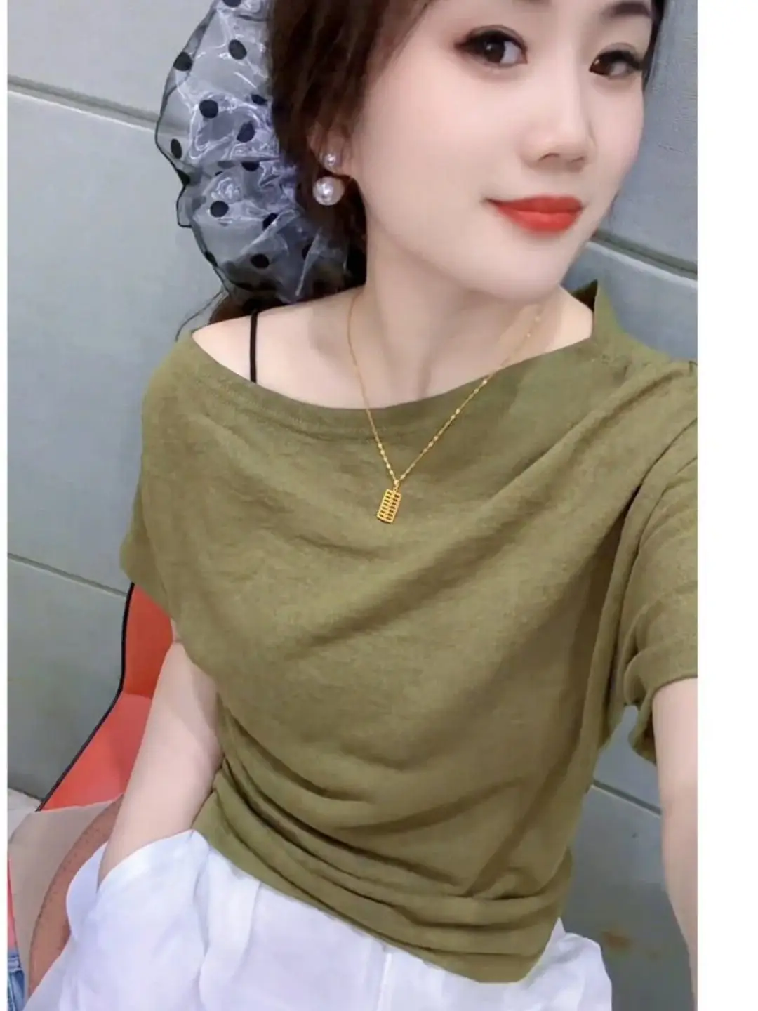 Summer Casual Style Pure Desire Hot Girl Diagonal Collar Shoulder Bared Short Sleeve T Shirt Women Slimming Top Green