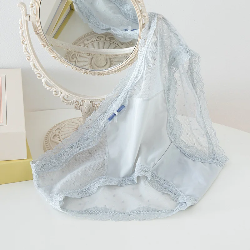ملابس داخلية دانتيل فرنسية مثيرة لعام 2025 ملابس داخلية صيفية رفيعة للغاية تسمح بمرور الهواء ومريحة بدون أثر ملابس داخلية للفتيات منتصف الخصر للسيدات