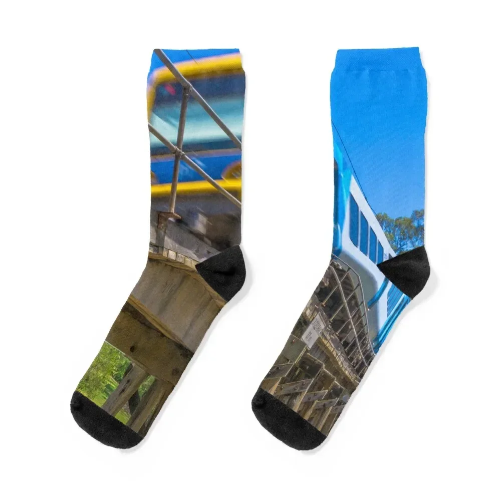 Melbourne Metro Train on Trestle Bridge - Eltham, Victoria Socks loose FASHION Non-slip Men Socks Women's