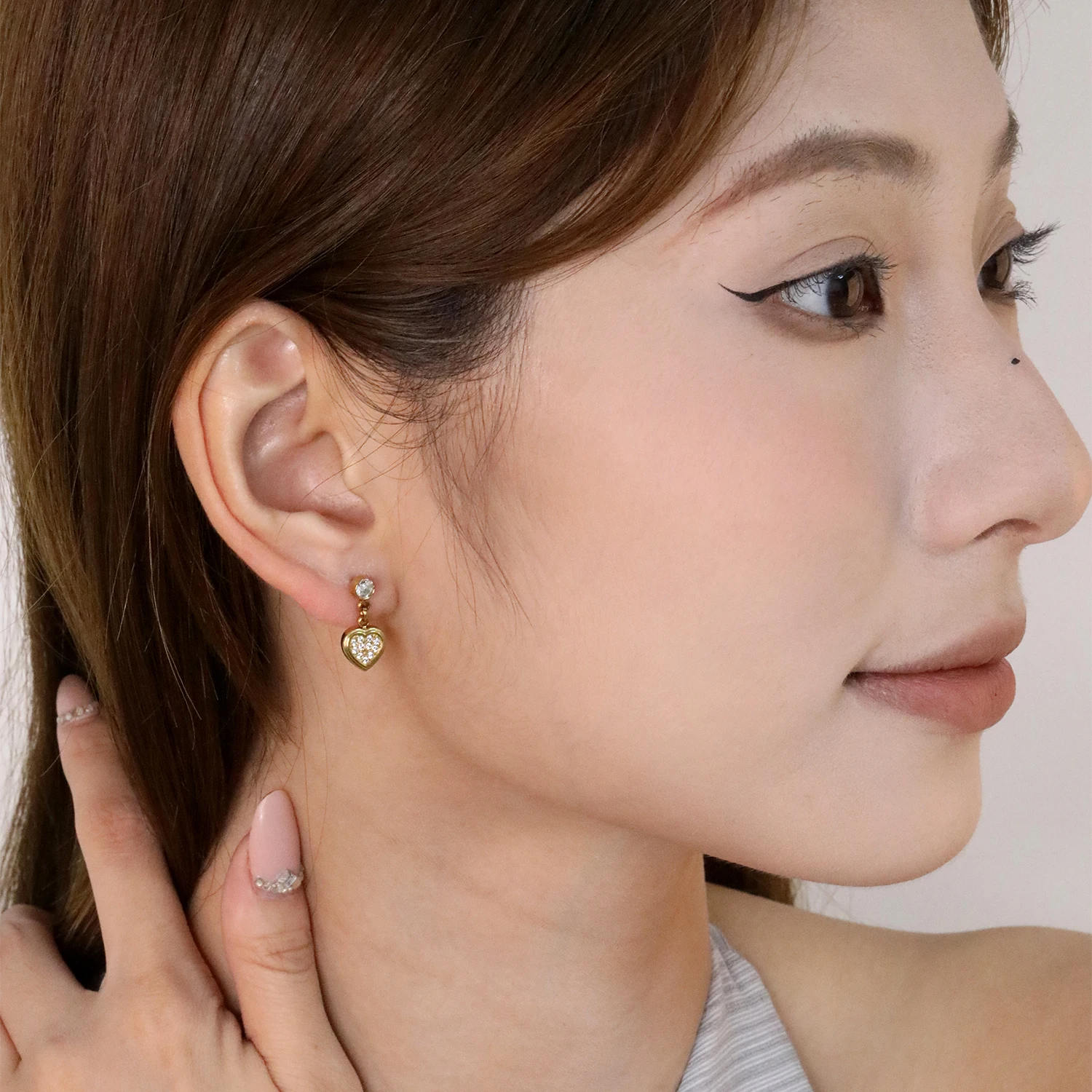 أقراط مرصعة بالألماس رقيقة وحلوة على شكل قلب للنساء، مصنوعة من الفولاذ المقاوم للصدأ مع مجوهرات عصرية فاخرة مطلية بالذهب #6