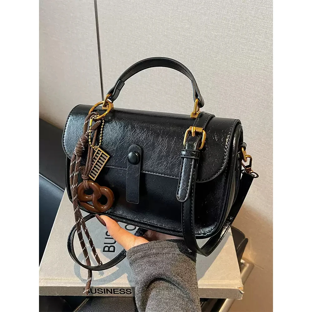 2025 Women's Fashion Crossbody Bag High-Grade PU Leather Glossy Texture Square Hand-Held Commute Pack Delicate Shoulder Bags