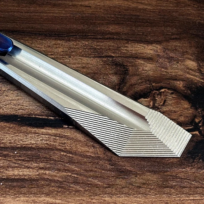 Outdoor Portable EDC Titanium Alloy Pry Bar Tactical Multifunctional Defense Pocket Tool