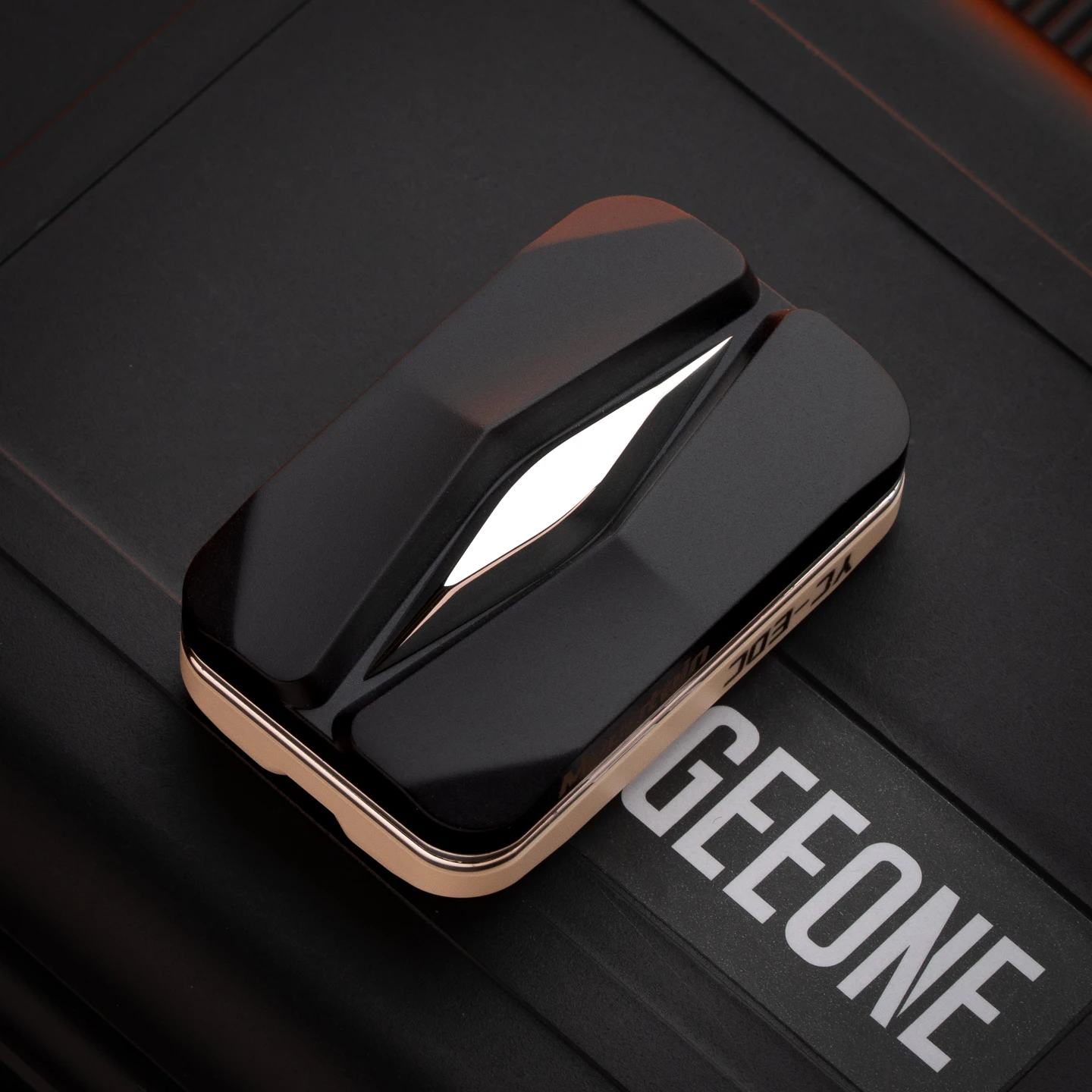 YC EDC エンプティマウンテン チタン製 無制限プッシュスライダー フィ