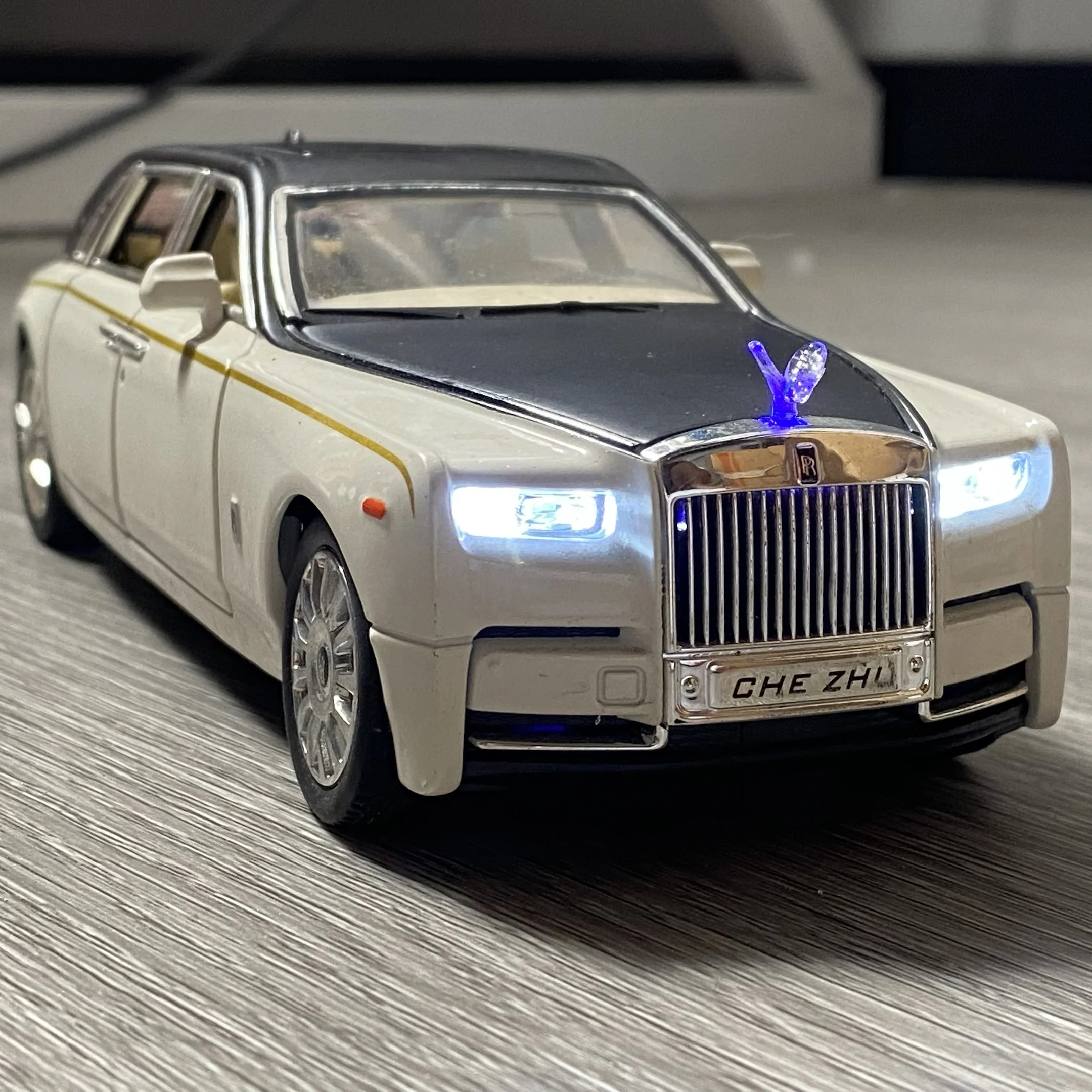 1:24 ロールスロイスファントムマンソリー合金車ダイキャスト