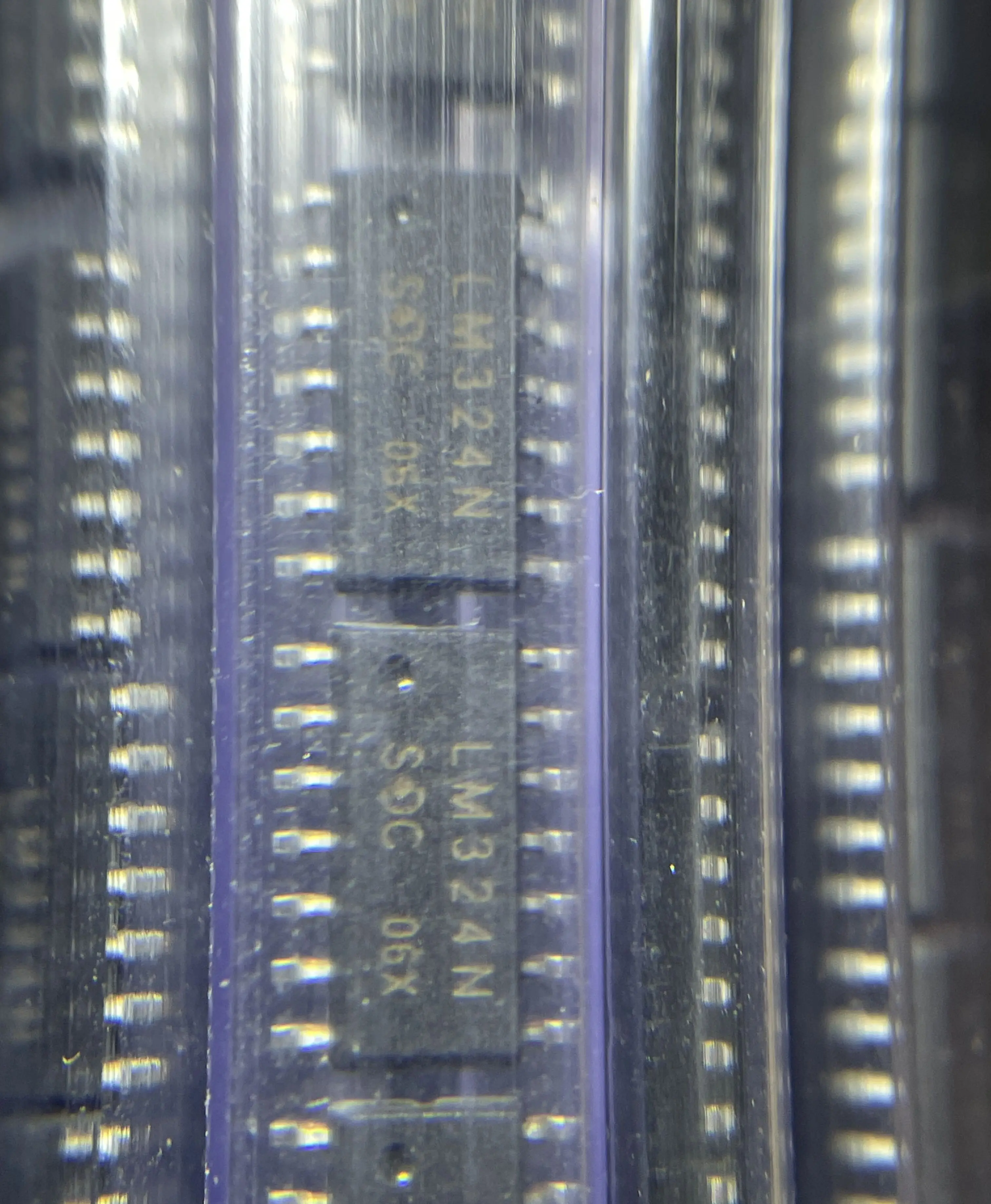 

10pcs/lot LM324N same use as LM324 LM324MX LM324DR LM324DR2G SOP-14 3.9 made in china be of Great Quality