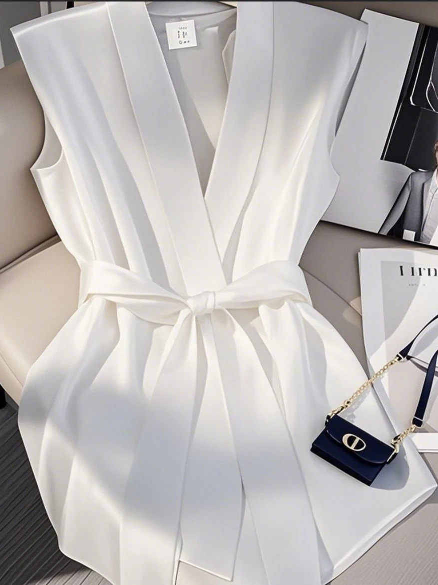 우아한 허리 조임 셔츠 여성 패션 여름 탑 독특하고 스타일리시한 브이넥 중간 길이 캐주얼 셔츠 출퇴근 스타일 순색