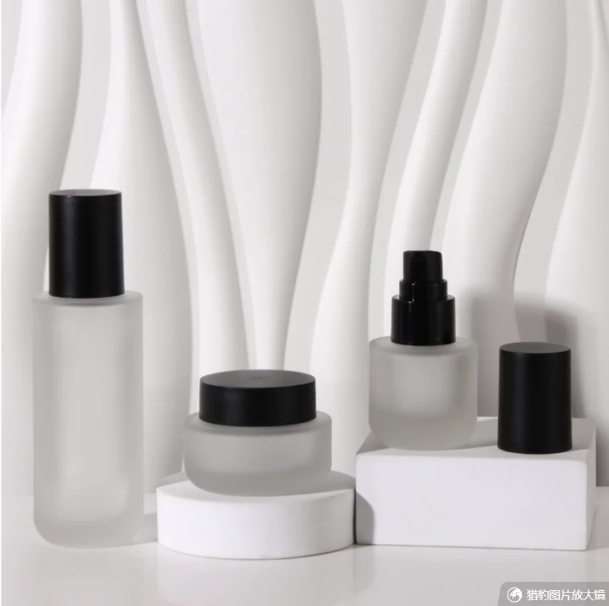 30ml-120ml フロストガラスボトル 白黒ポンプ セラム/ローション/エマルジョン/ファンデーション/エッセンス 化粧水 スキンケア 化粧品容器