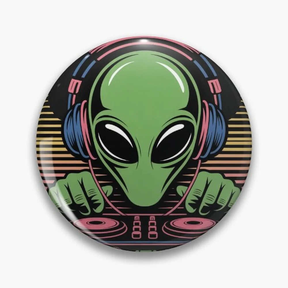 DJ ALIEN  Pin Holographic Star Heart Pin Brooches Laminated Button Fashion Accessory