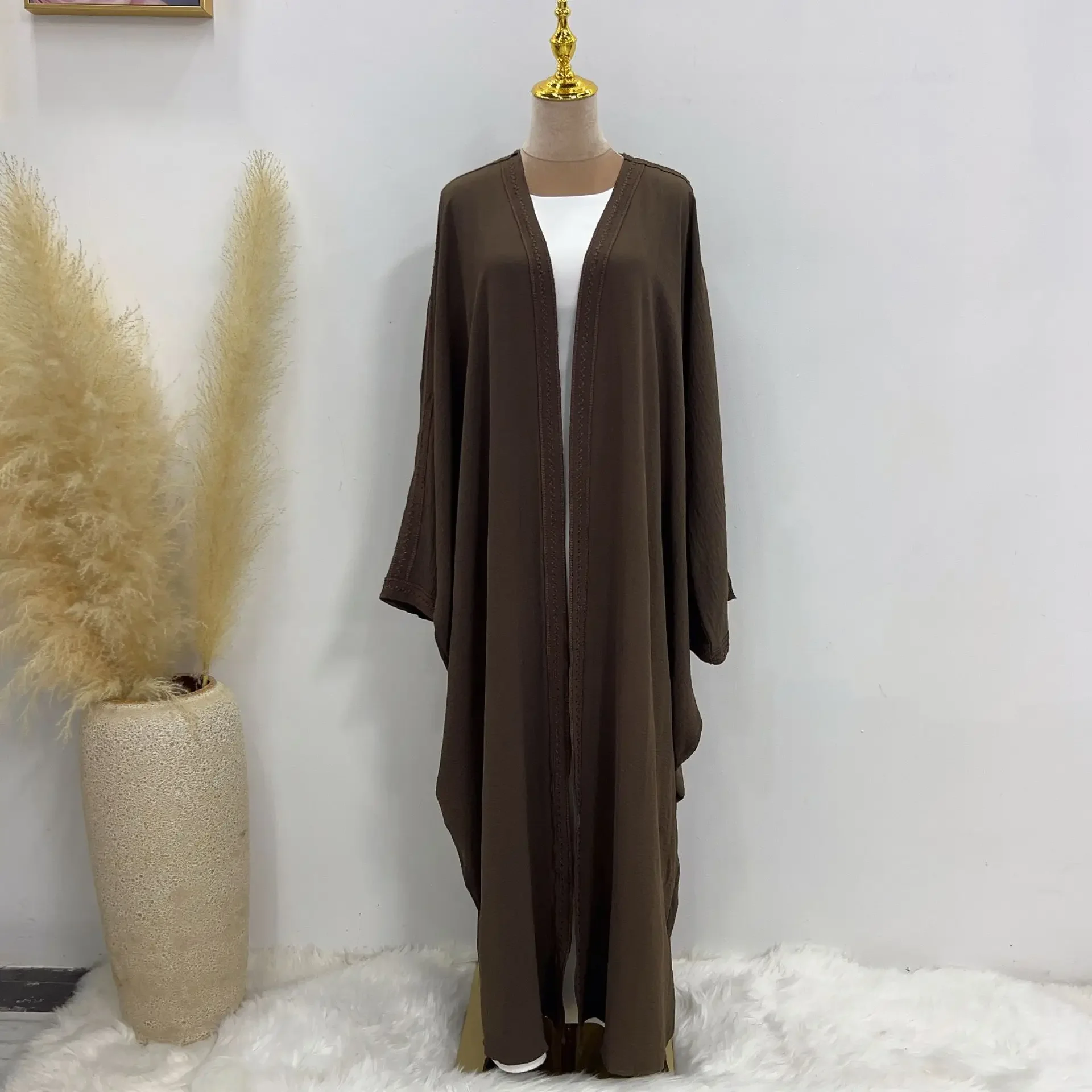 Kimono Abaya para o Ramadã, Vestidos Longos Muçulmanos Modestos Bordados para Mulheres, Eid Abayas, Kaftan Hijab Robe, Dubai e Turquia Outfit,