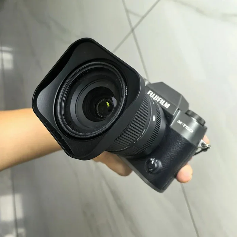 غطاء عدسة مربع لـ Sigma18-50mm F2.8 DC DN Sigma 56mm F1.4 DC DN يستبدل Sigma LH-582-02