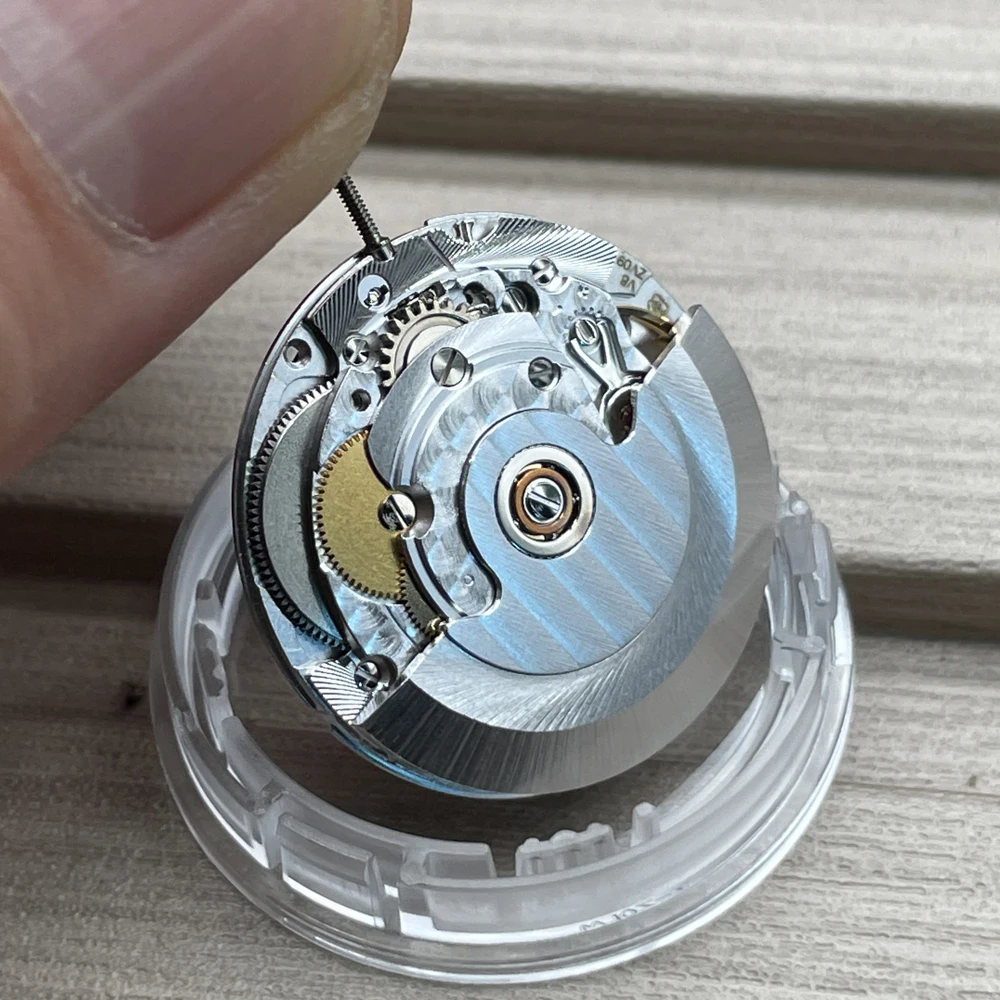 ETA 2824 engraved Original Mechanical Movement High Quality Automatic Self-winding Replacement Movt