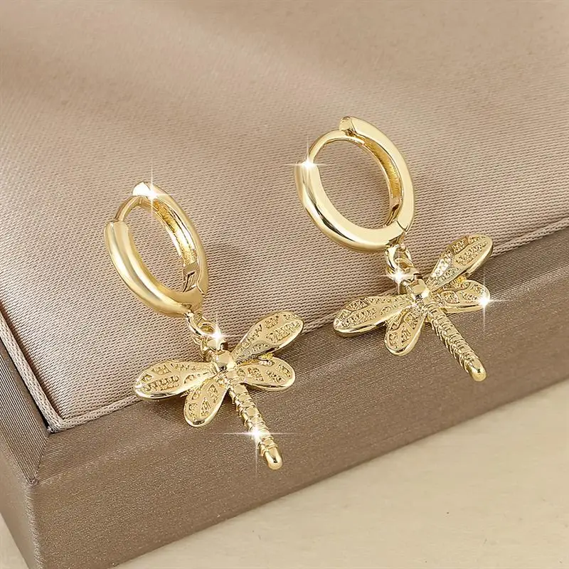 Huitan Women Drop Earrings Dragonfly Shaped Fashion Wedding Party Metal Accessories Special Design Animal Jewelry for Lady Gift